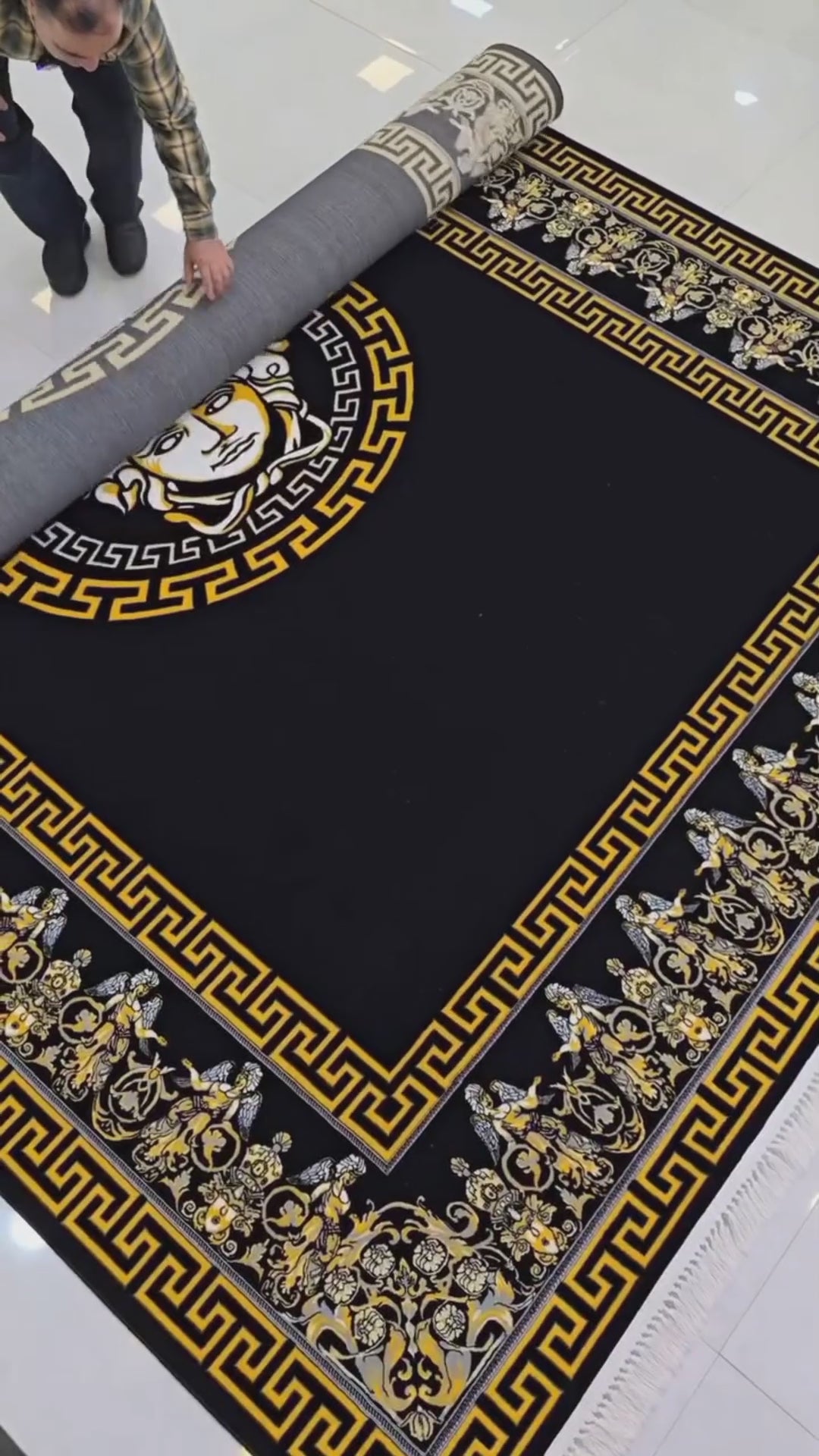 Medusa Edition Carpet – Black & Gold